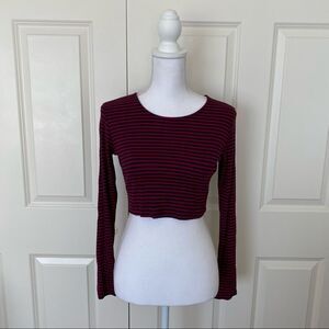 Lisakai Long Sleeve Crop Top